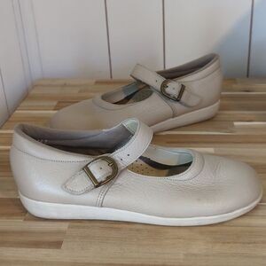 Cabin Creek Woman's Leather Mary Jane Shoes 6.5